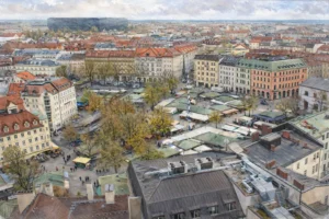 Viktualienmarkt During Oktoberfest: Food Tour, Market Stops & What to Try
